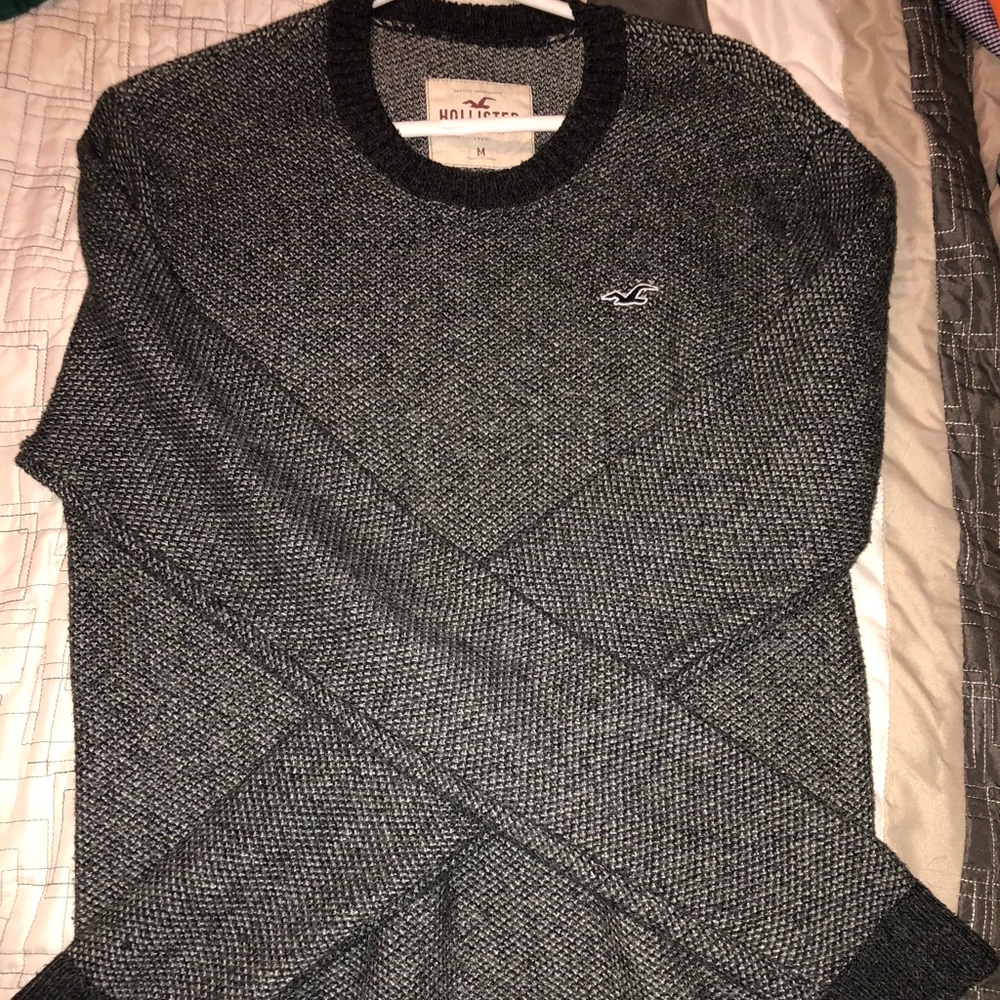 Hollister Crew Neck Sweater